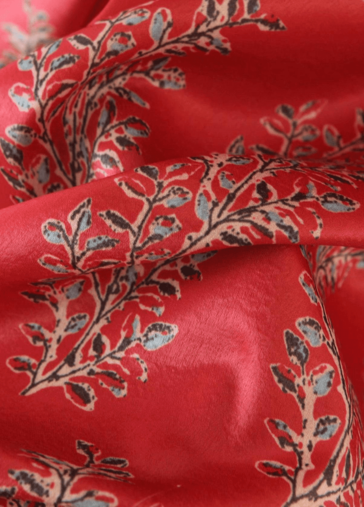 Kimono long rouge à motif fleuri | Haruko