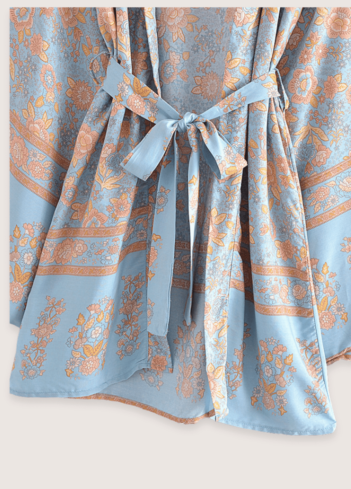 Kimono court fleuri bleu-gris et rosé | Sorashi