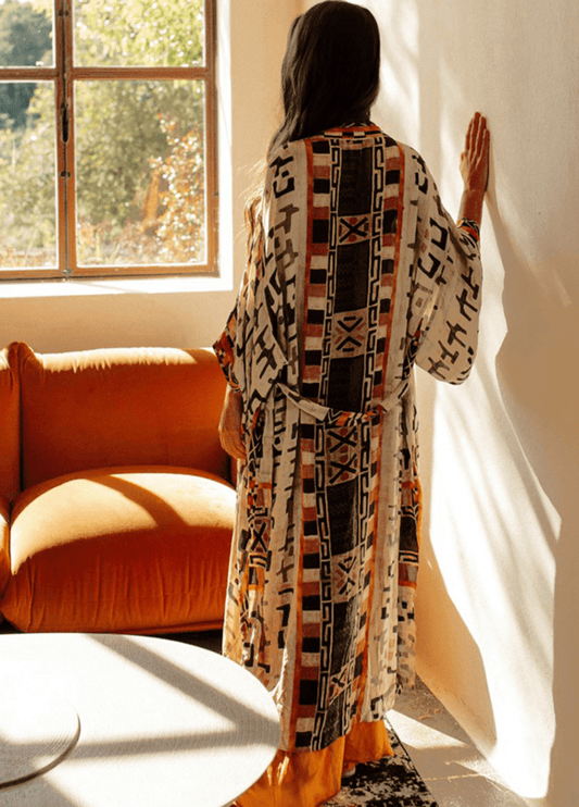 Kimono long beige gris à motif géométrique tribal | Harura